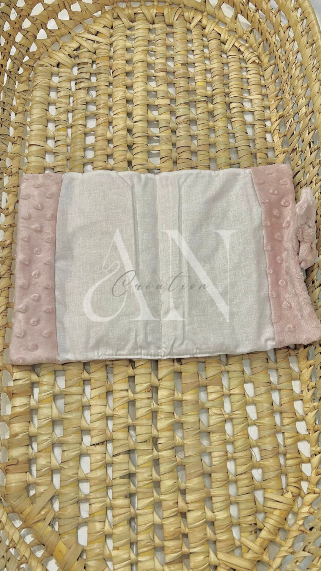 Protège carnet de santé avec nœud